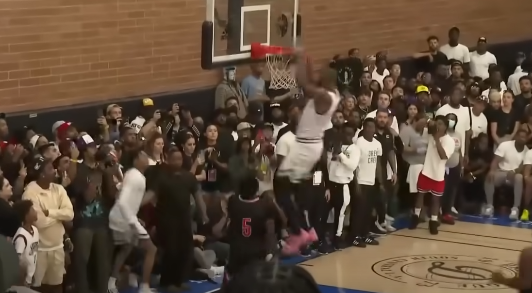 LeBron James fait le show à la Drew League !