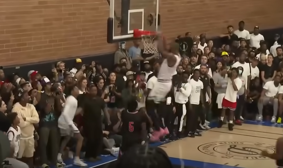 LeBron James fait le show à la Drew League !