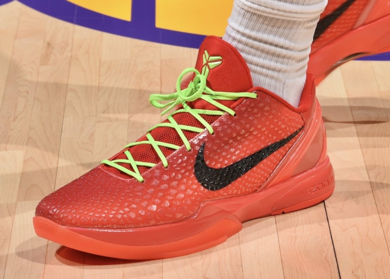 nike air presto ultra flyknit triple white