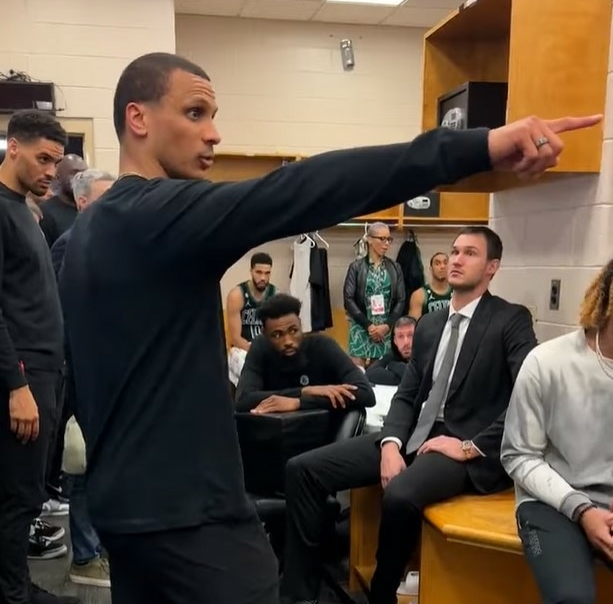 Joe Mazzulla aurait perdu son groupe en voulant jouer… trop offensif