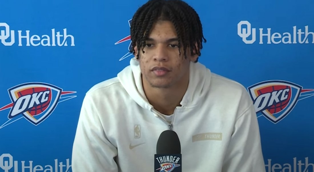 Ousmane Dieng (MVP des finales) et Olivier Sarr champions de G-League avec OKC