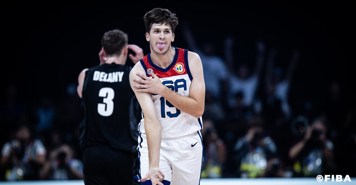 Team USA : Austin Reaves raconte ses retrouvailles avec ses rivaux des playoffs