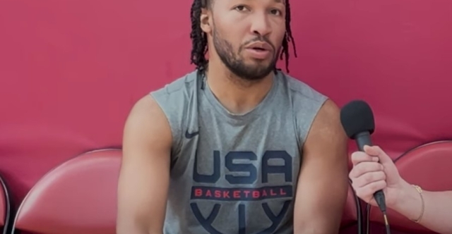 Jalen Brunson sort un perfect, Team USA s’impose en Espagne