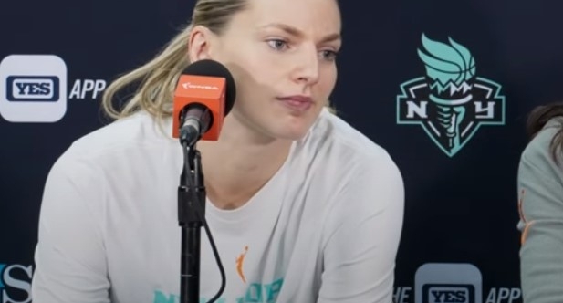 LeBron flatte Marine Johannès et son « canon »