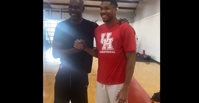 Giannis et Hakeem ont bossé ensemble : « Travailler avec lui a été un honneur »