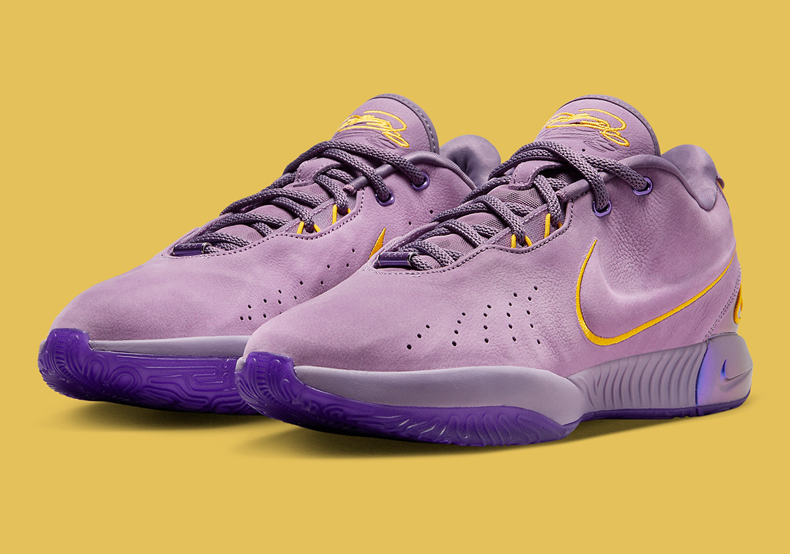 La Nike LeBron 21 Purple Rain en approche