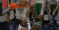 Le gros poster de Jaylen Brown sur Rudy Gobert