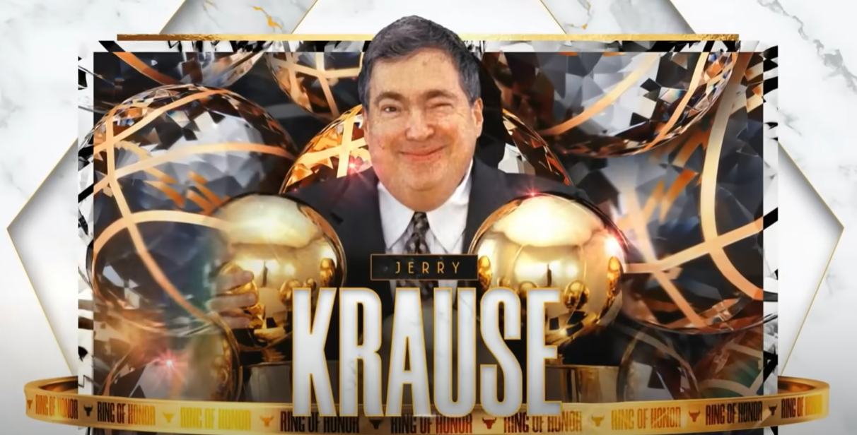 Honteux : les fans des Bulls huent Jerry Krause 7 ans après sa mort…