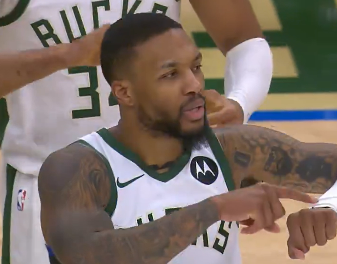 Damian Lillard inscrit un nouveau game winner assassin au buzzer !