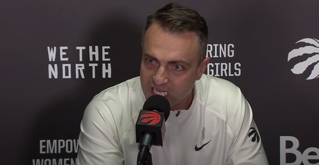 Révolté contre les arbitres, le coach des Raptors pousse un énorme coup de gueule !