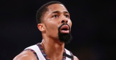 Spencer Dinwiddie se propose à un favori pour le titre