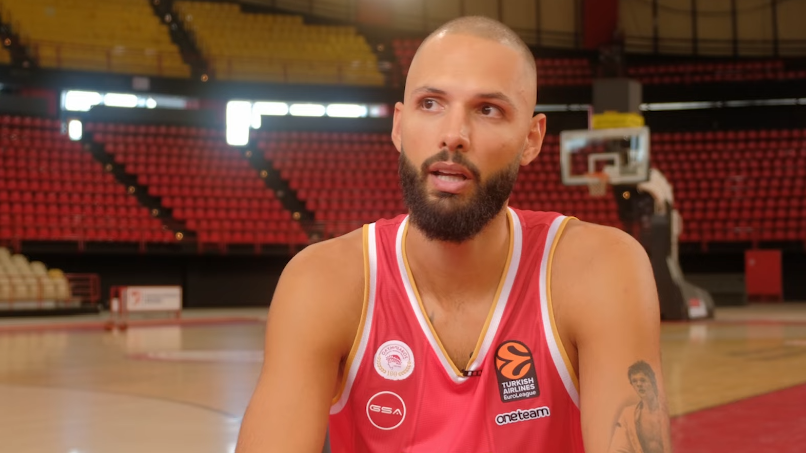 https://www.basketsession.com/statics/uploads/2024/09/Evan-Fournier-EuroLigue-Olympiakos-NBA-e1727173017928.png
