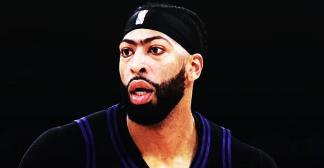 Anthony Davis finalement gardé… pour mieux être tradé ensuite ?