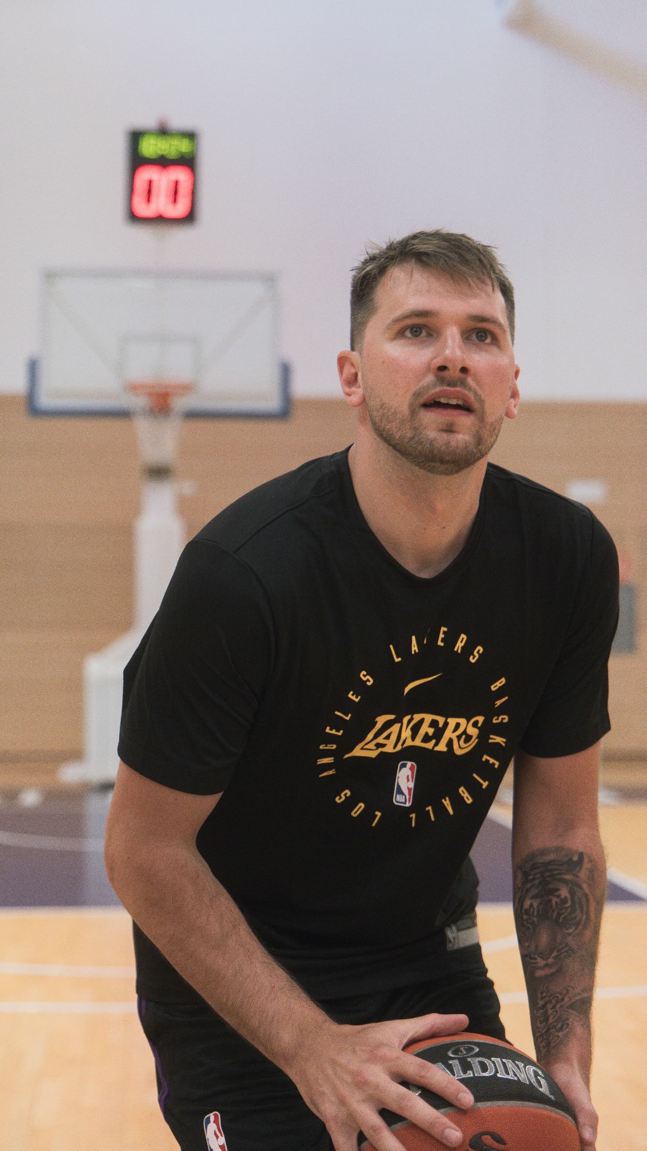 Luka Doncic fit instagram Los Angeles Lakers