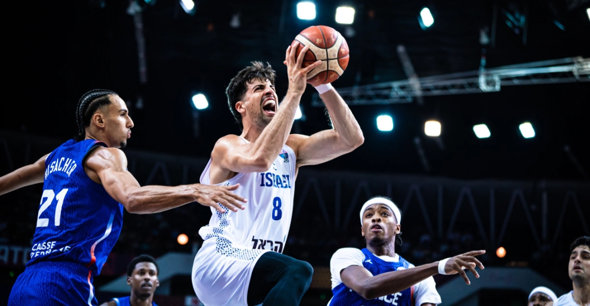 Les Bleus chutent lourdement contre Israël