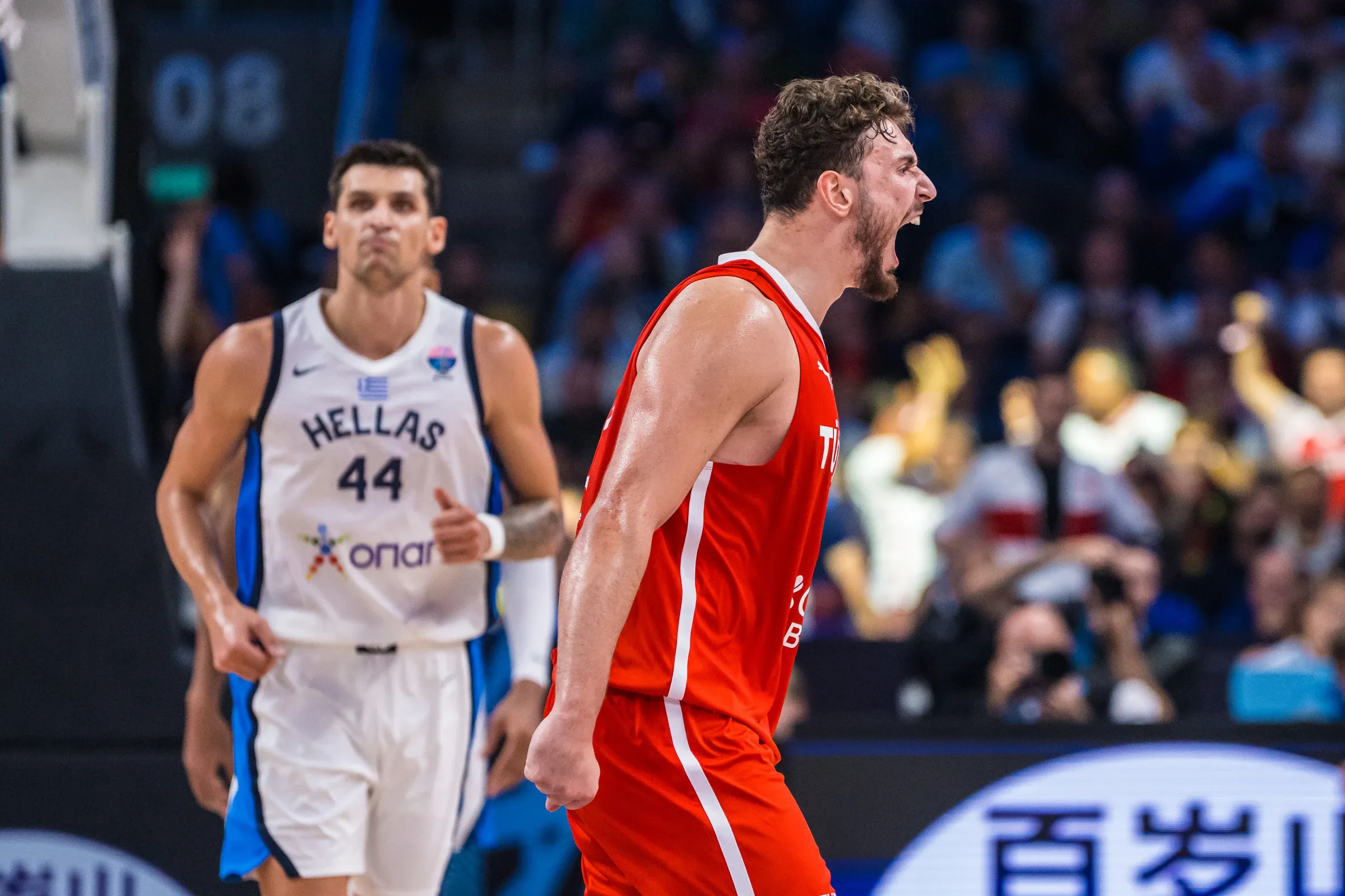 Eurobasket : La Turquie donne une leçon incroyable à la Grèce et jouera l’Allemagne en finale !