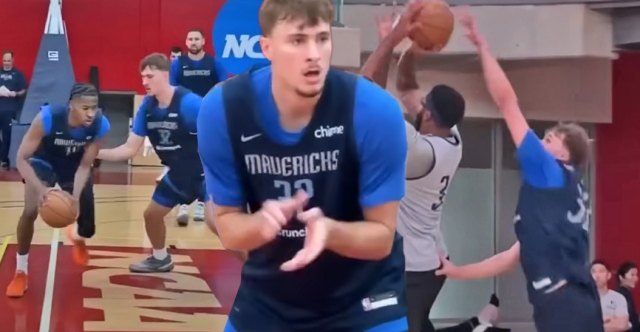 Cooper Flagg bluffe ses coéquipiers lors de son premier scrimmage