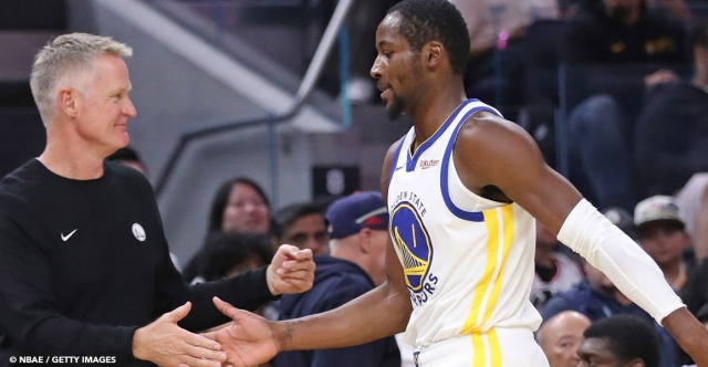 Kuminga expulsé après un geste envers l’arbitre, Kerr apprécie