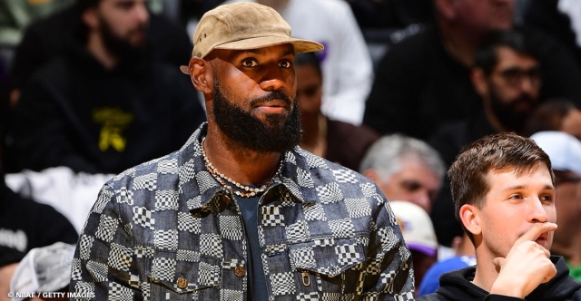 LeBron se confie sur sa douleur et ses doutes