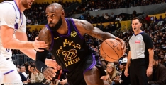Mieux que Michael Jordan ? Les stats incroyables de LeBron James à 40 ans