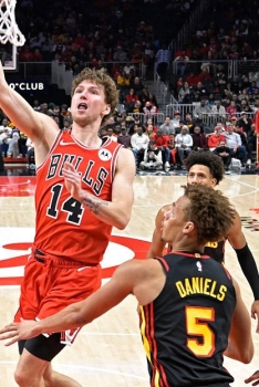 302 points inscrits sans prolongation, ce « match » honteux entre Bulls et Hawks