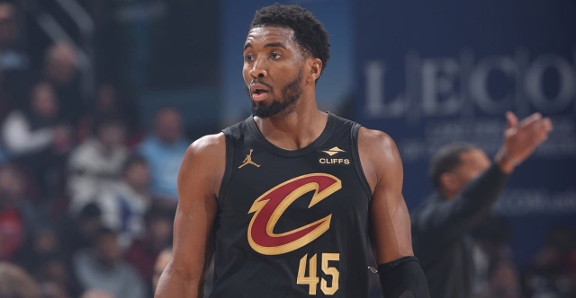 Les cavs hués par leurs fans, Donovan Mitchell encaisse