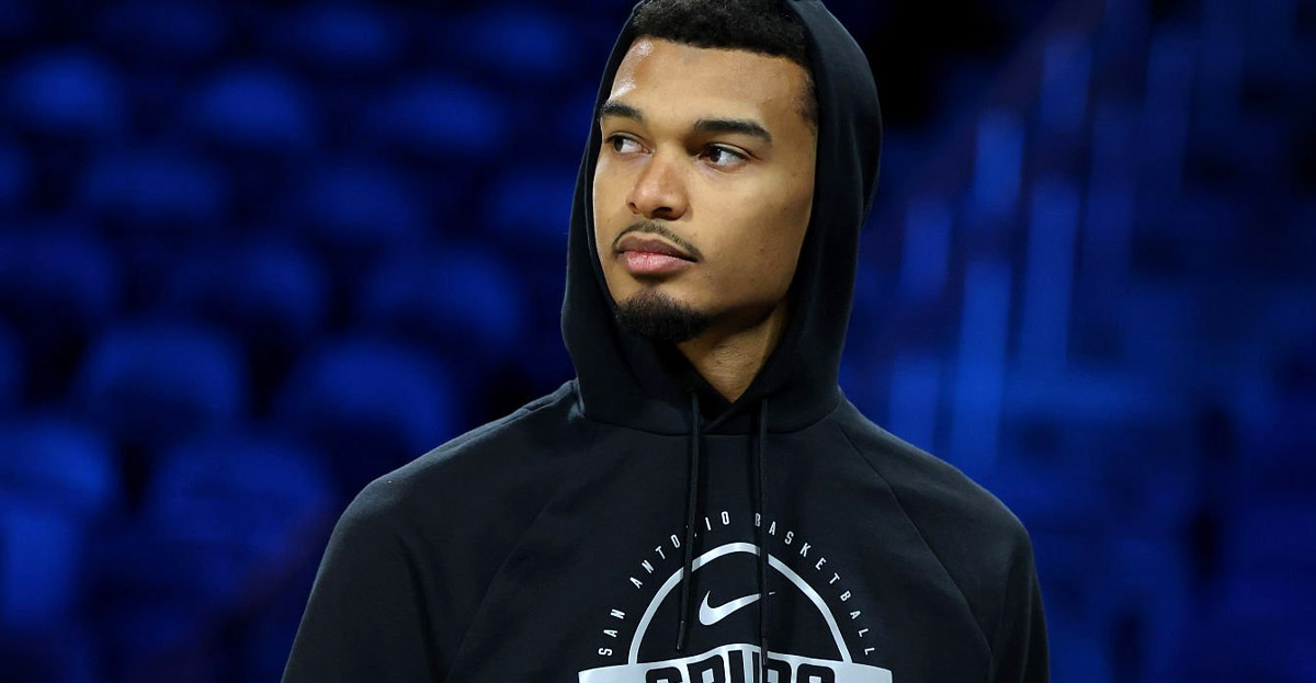 https://www.basketsession.com/statics/uploads/2025/12/WEMBANYAMA-hoody-1612.jpg
