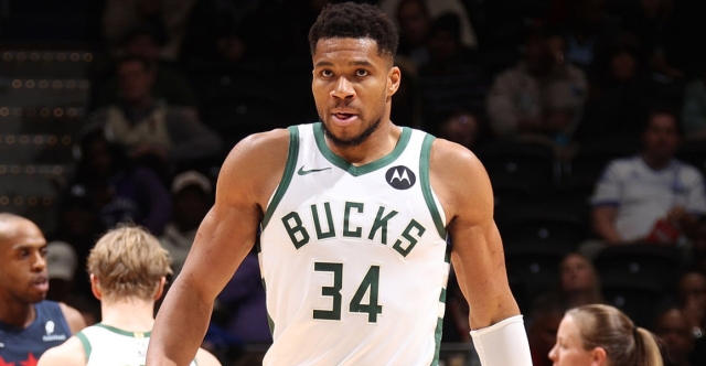 Giannis Antetokounmpo n’aurait jamais demandé son trade, les Bucks minimisent les tensions