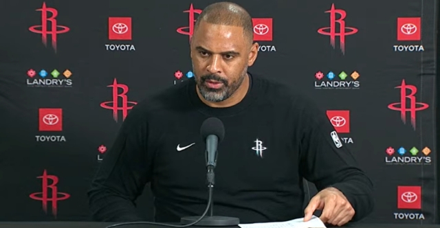 Ime Udoka détruit les arbitres après la défaite de Houston
