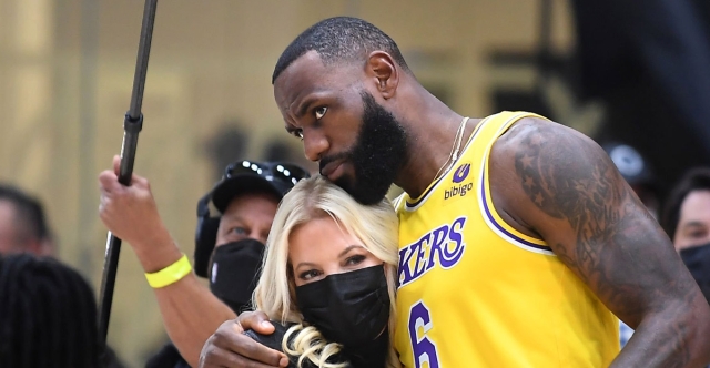 Pourquoi l&rsquo;ancienne boss des Lakers en veut à LeBron James