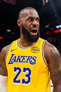 LeBron James lâche un message cash avant le Game 1 face aux Rockets