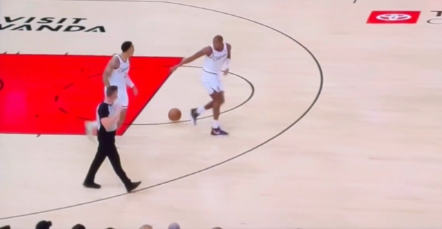 Les Clippers font la pire remise en jeu de l&rsquo;année !