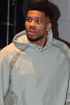 Giannis Antetokounmpo, un post Instagram qui fait trembler Milwaukee