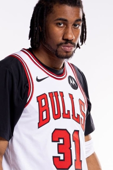 Après son cut, Jaden Ivey s’attaque à Stephen Curry dans une sortie lunaire