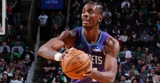 Un Français remporte un trophée NBA de fin de saison !