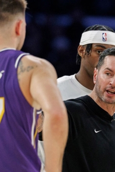 JJ Redick réagit à son embrouille avec Luka Doncic devenue virale