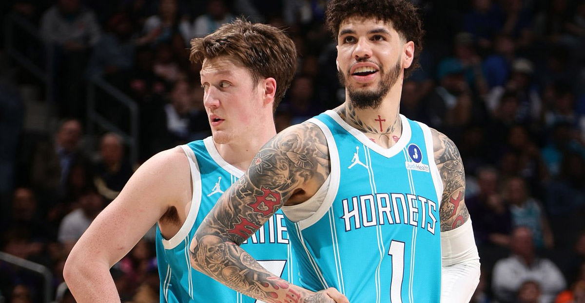 https://www.basketsession.com/statics/uploads/2026/03/charlotte-hornets-ball-knueppel-0303.jpg