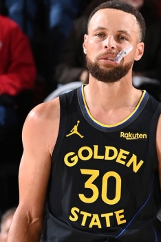 Stephen Curry encore cité par Drake dans son nouvel album