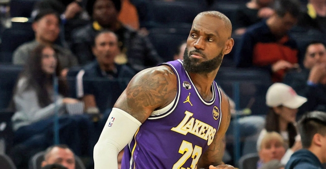 LeBron James fait mieux que Jordan et Kobe réunis