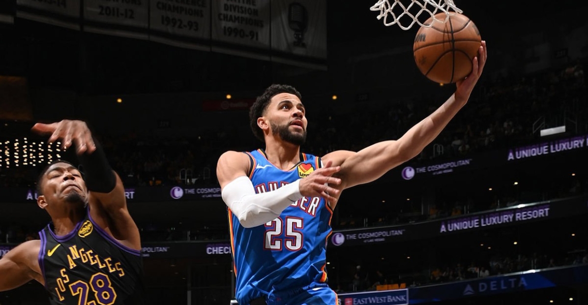 Shai Gilgeous-Alexander encense Ajay Mitchell après le sweep des Lakers