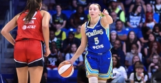 Paige Bueckers et les Wings dominent, le Sun n’y arrive pas