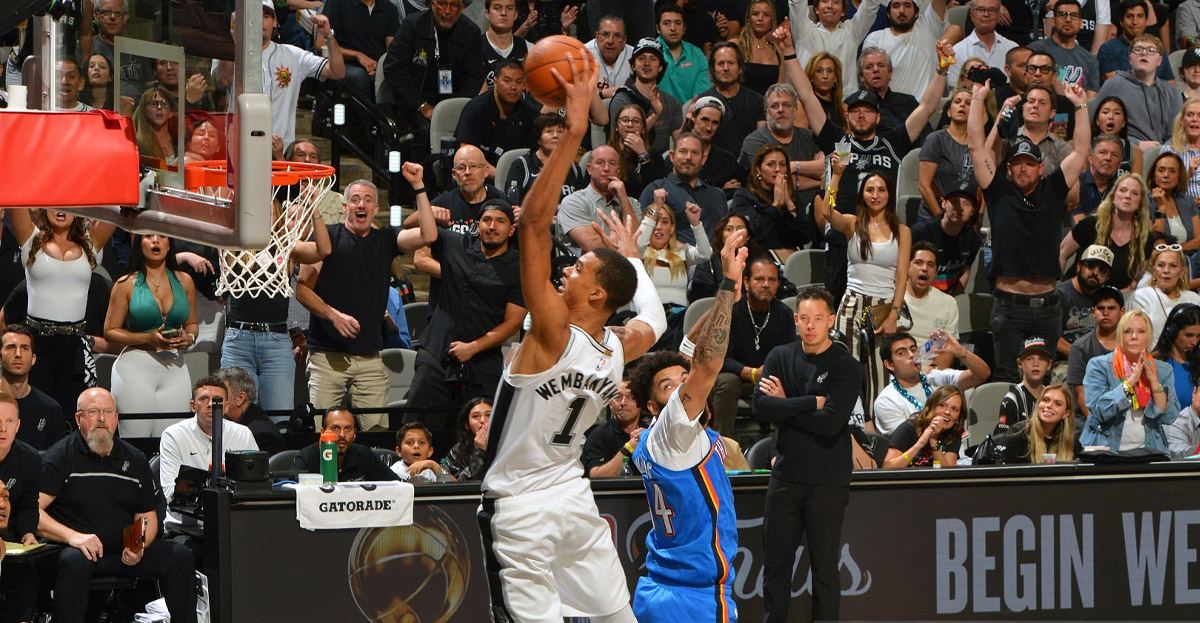 https://www.basketsession.com/statics/uploads/2026/05/WEMBANYAMA-DUNK-2505.jpg