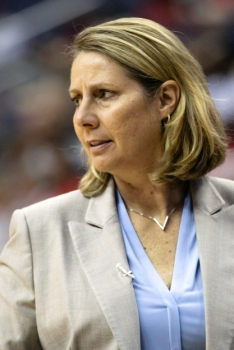 Qui est Cheryl Reeve, la meilleure coach du monde ?