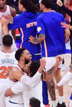 New York réalise le plus grand comeback de l&rsquo;histoire des Finales NBA