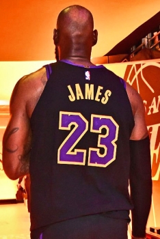 LeBron James est-il devenu un problème pour les Lakers ?