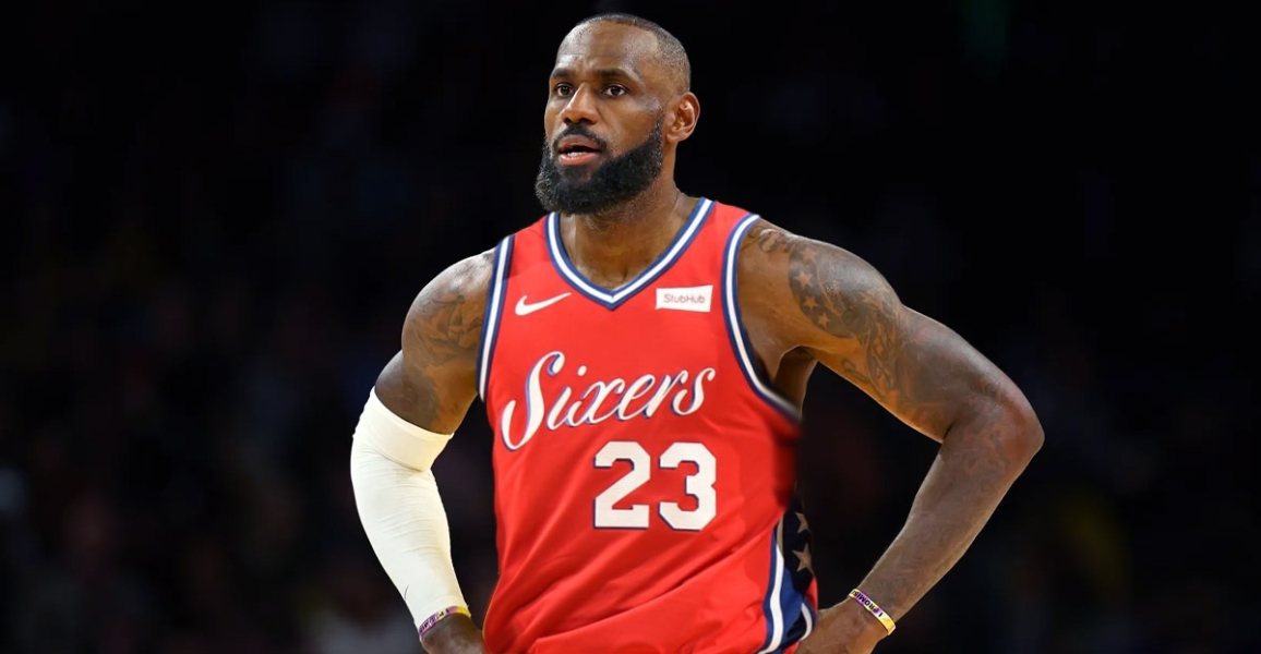 LeBron James débarque aux Sixers !