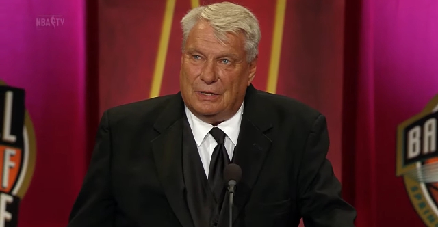 Don Nelson, légende de la NBA et pionnier tactique, est mort à 86 ans