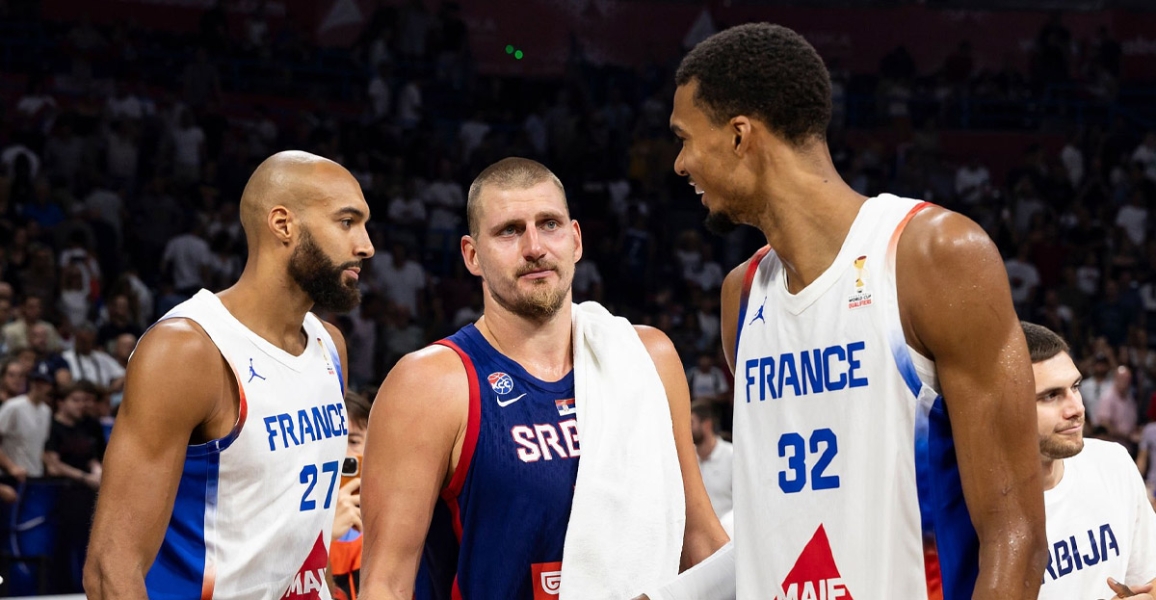 Les Bleus battus en Serbie, Wembanyama en rôdage