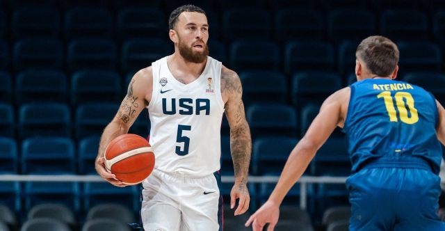 Mike James prend les commandes de Team USA