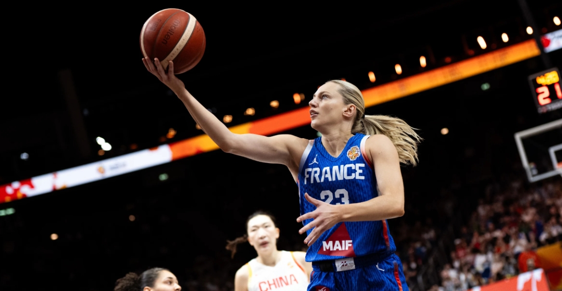 Les Bleues expédient la Chine et foncent dans le dernier carré